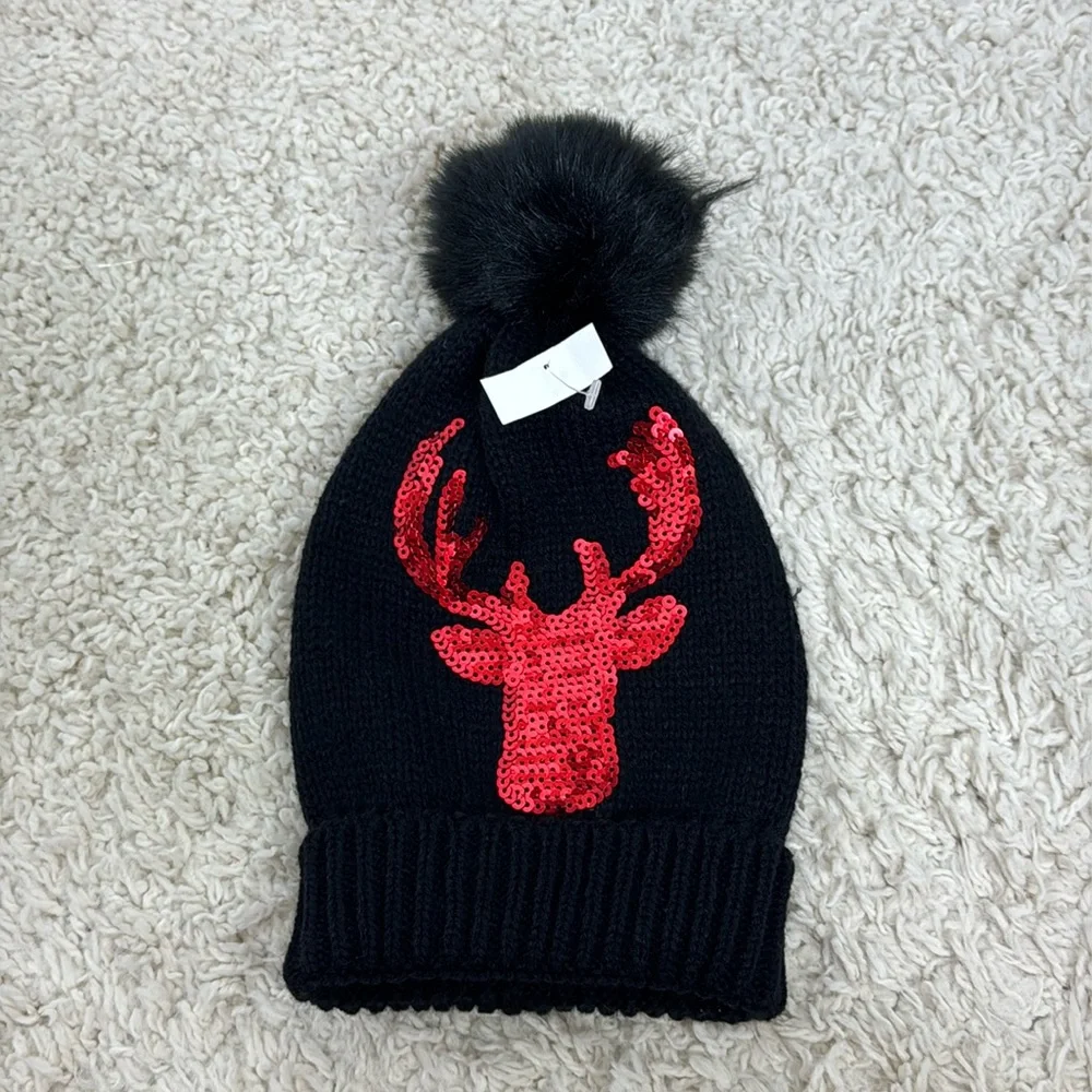 Modern Heritage Knit Beanie‎ One Size Black Red Kids Christmas